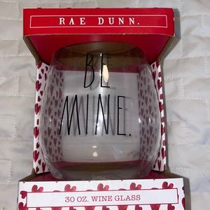 ♥️{3 for $30} ❤️ Rae Dunn: Be Mine Large 30oz Stemless Wine Glass